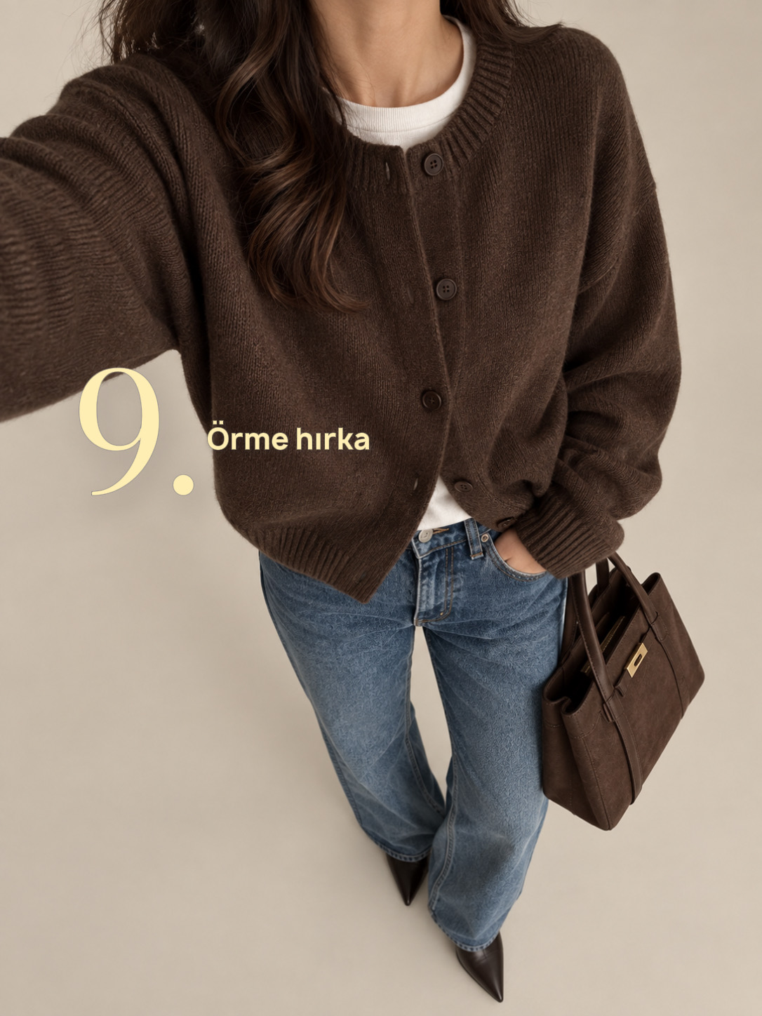 9. Örme hırka: sonbahar stil serisinden bir görünüm.